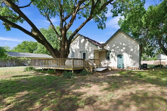 304 S Khedive, Maize, KS 67101