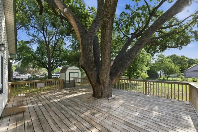 304 S Khedive, Maize, KS 67101