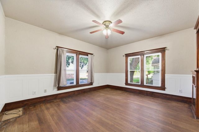 304 S Khedive, Maize, KS 67101