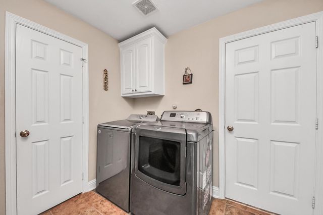 2803 Ridge Falls Drive, Manvel, TX 77578