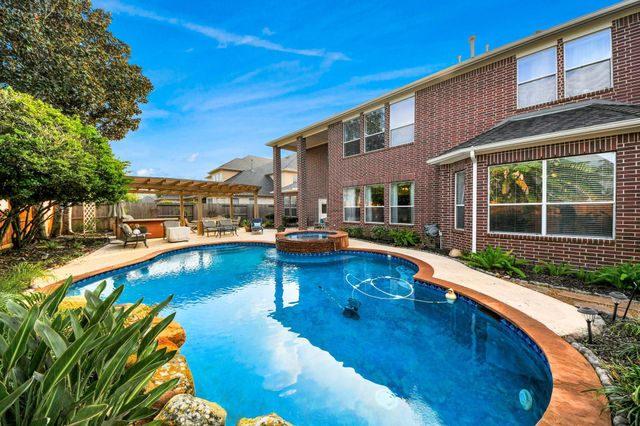 2803 Ridge Falls Drive, Manvel, TX 77578