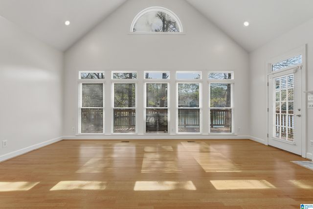 4633 S LAKERIDGE DRIVE, Hoover, AL 35244