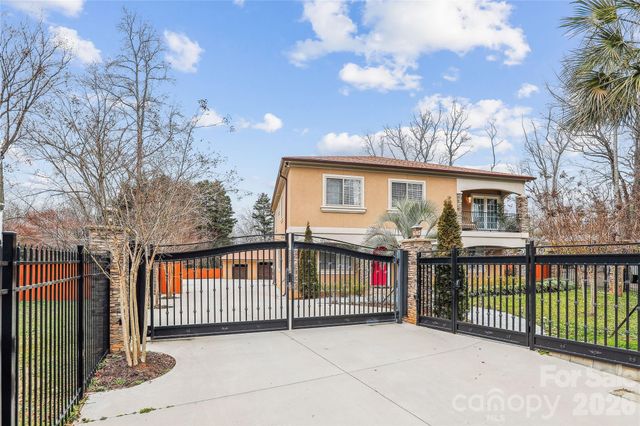 8104 Stem Court, Charlotte, NC 28227