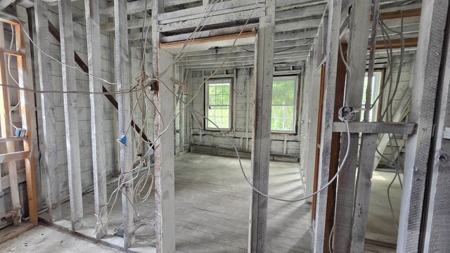 5913 JEFFERSON ST, West New York, NJ 07093