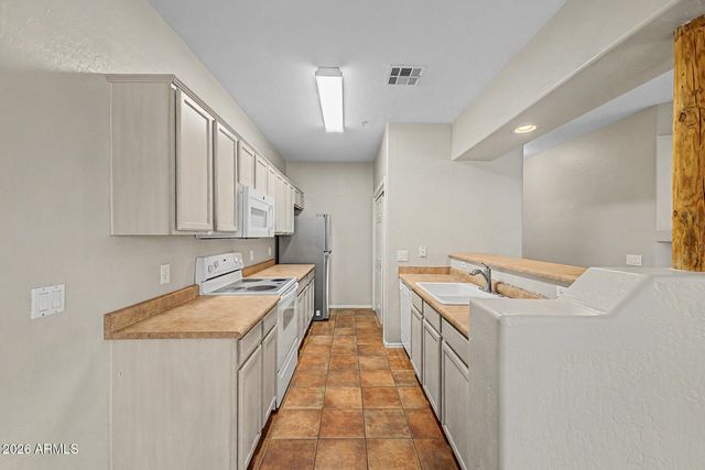 1351 N PLEASANT Drive 1086, Chandler, AZ 85225