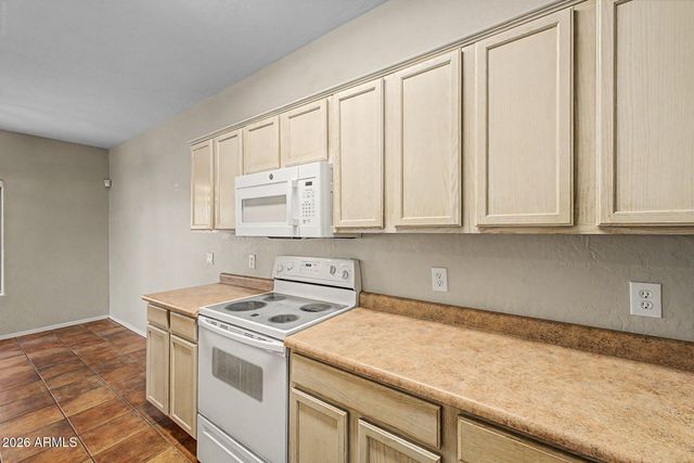 1351 N PLEASANT Drive 1086, Chandler, AZ 85225