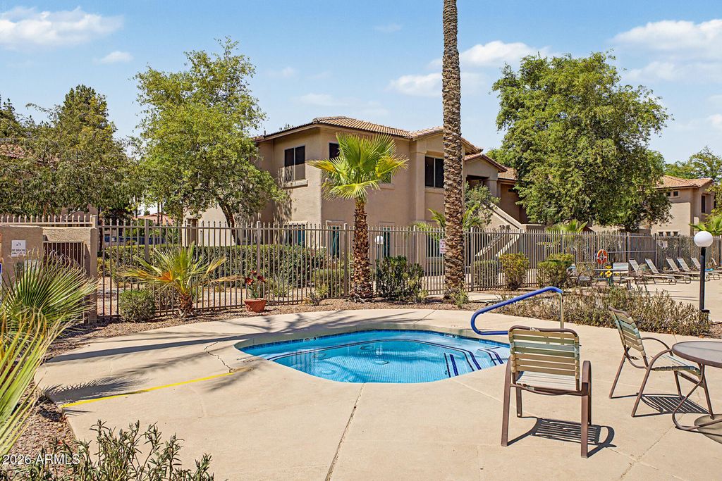 1351 N PLEASANT Drive 1086, Chandler, AZ 85225