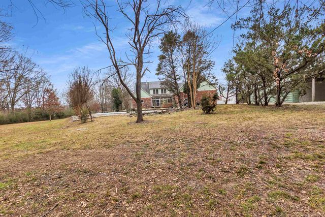 12420 FOX LAIR DR, Collierville, TN 38017