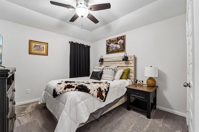 11715 Autumn Leaf Drive, Mont Belvieu, TX 77535
