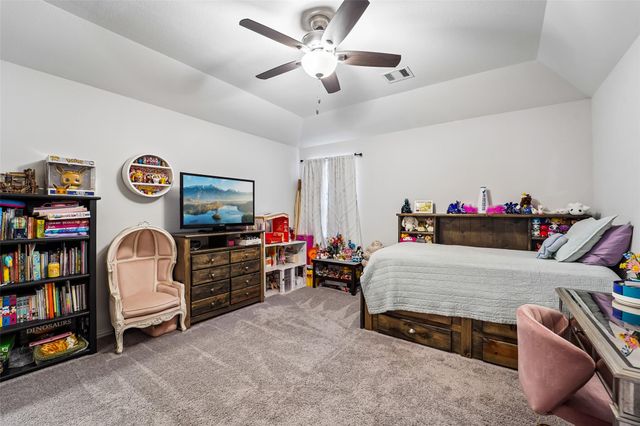 11715 Autumn Leaf Drive, Mont Belvieu, TX 77535