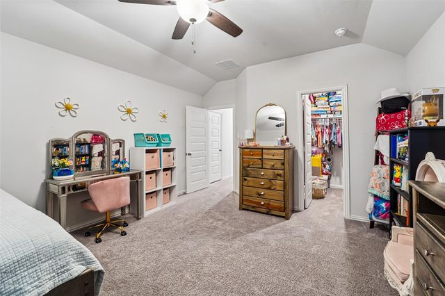 11715 Autumn Leaf Drive, Mont Belvieu, TX 77535