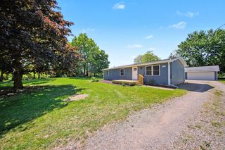 106 Orourke Court, Columbia Twp, MI 49230