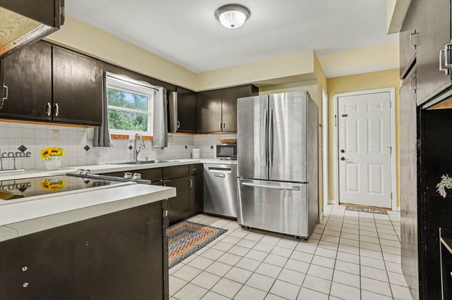 8145 N 27th Street, Richland Twp, MI 49083
