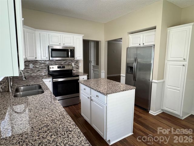 13608 Michael Lynn Road, Charlotte, NC 28278