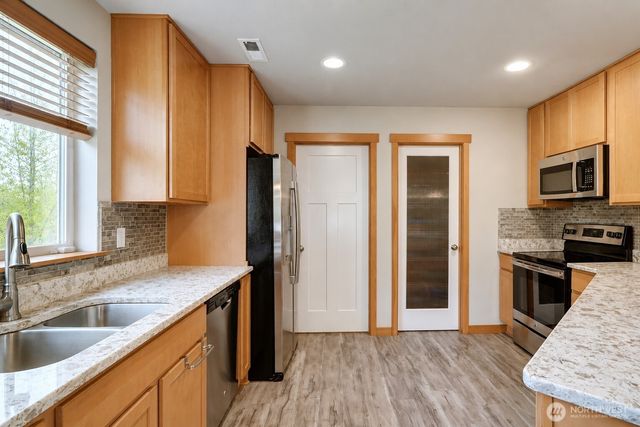 22508 120th Avenue E, Graham, WA 98338