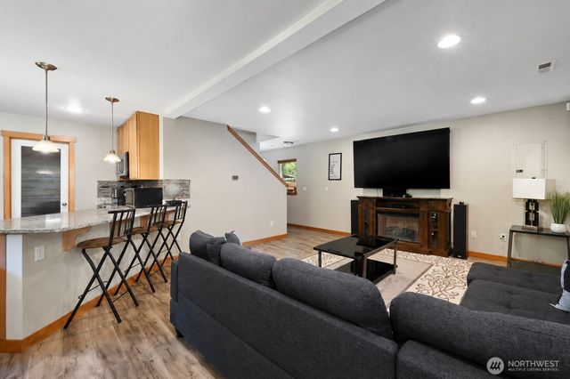 22508 120th Avenue E, Graham, WA 98338