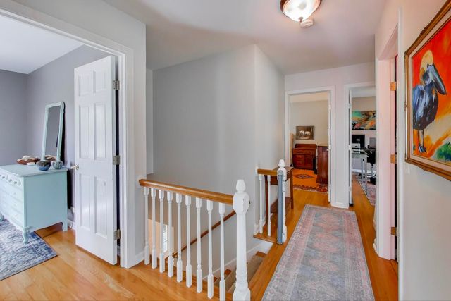 21301 N Woodland Avenue, Barrington, IL 60010