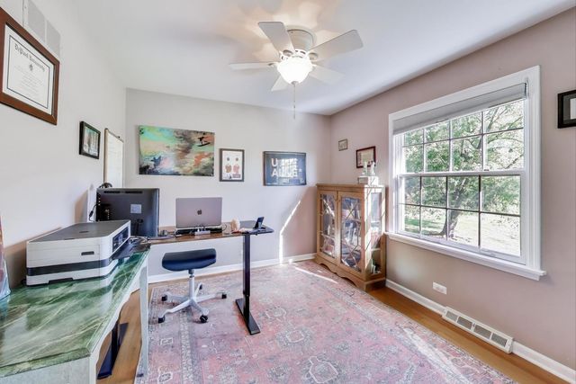 21301 N Woodland Avenue, Barrington, IL 60010