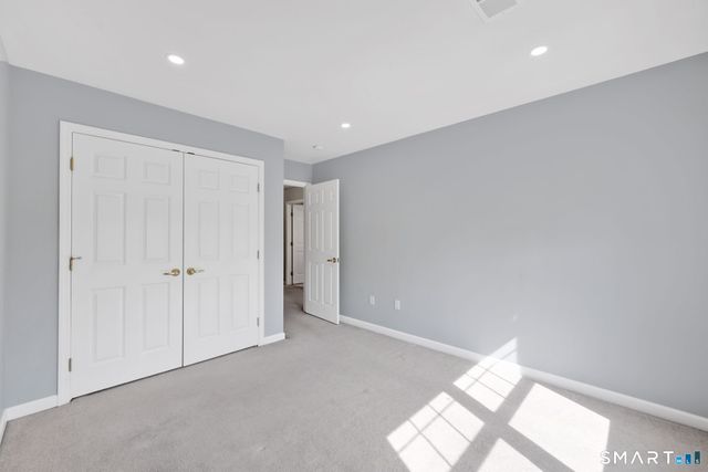 19 Turnberry Lane 19, Bloomfield, CT 06002