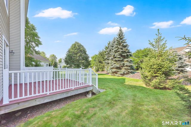 19 Turnberry Lane 19, Bloomfield, CT 06002