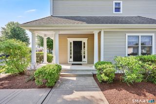 19 Turnberry Lane 19, Bloomfield, CT 06002