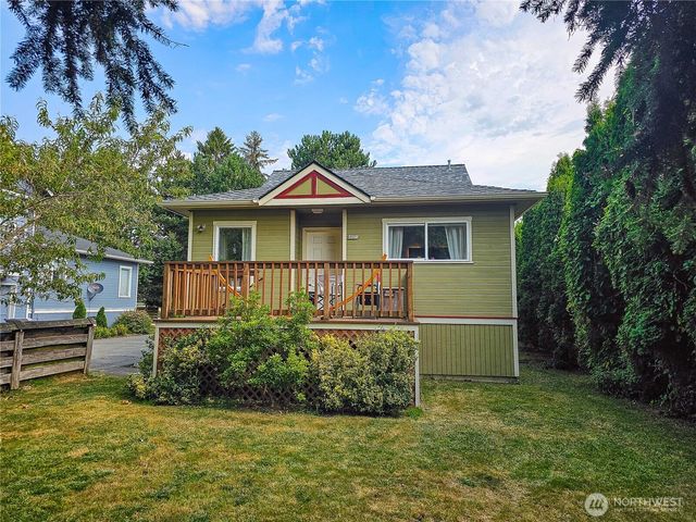 526 Myrtle Street #A & B, La Conner, WA 98257