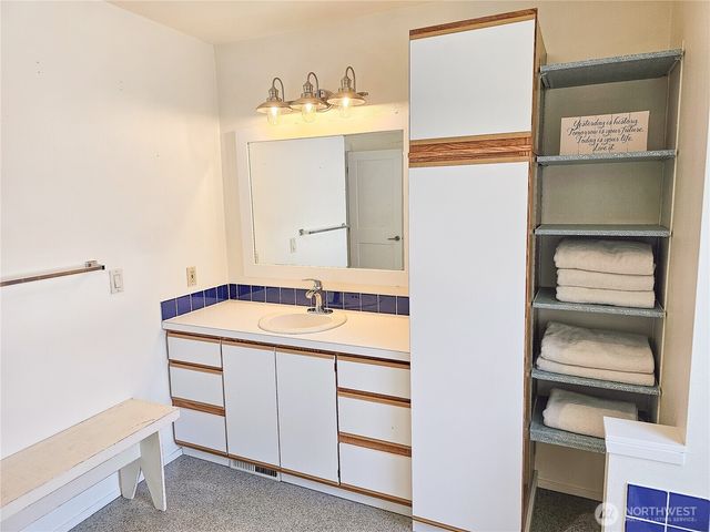 526 Myrtle Street #A & B, La Conner, WA 98257