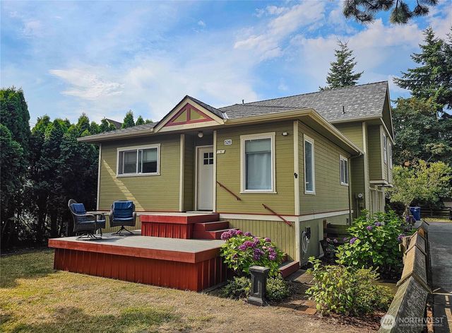 526 Myrtle Street #A & B, La Conner, WA 98257