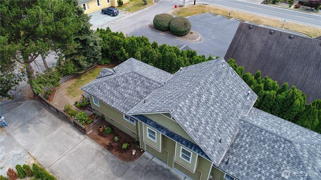 526 Myrtle Street #A & B, La Conner, WA 98257