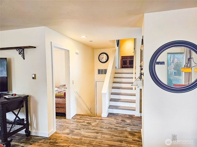 526 Myrtle Street #A & B, La Conner, WA 98257