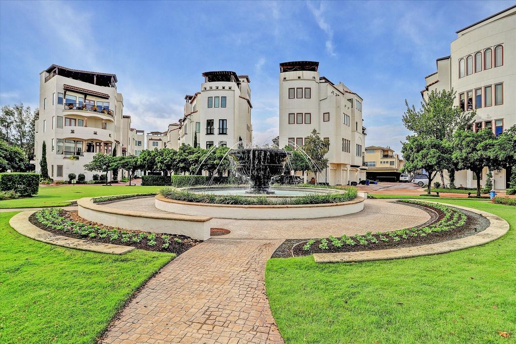 5213 Feagan Street A, Houston, TX 77007