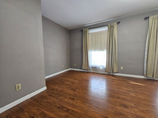 1541 Fox Point Drive, Chesterton, IN 46304