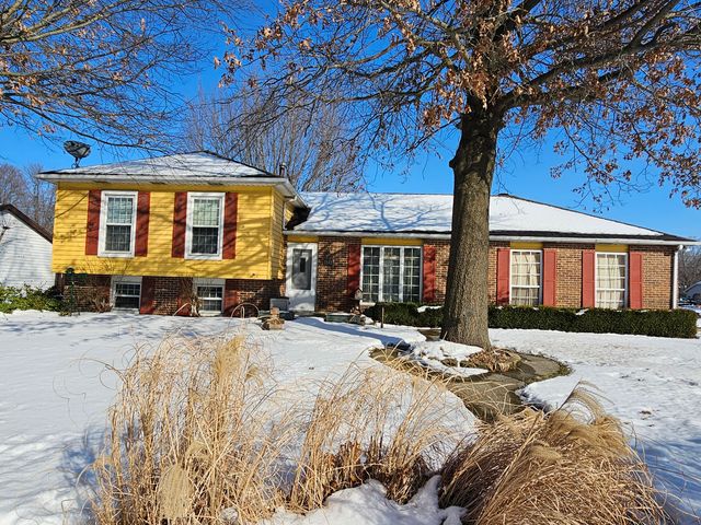 1541 Fox Point Drive, Chesterton, IN 46304