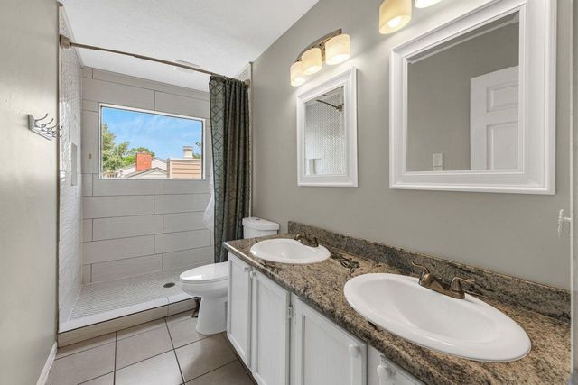 8419 Sunny Ridge Drive, Houston, TX 77095