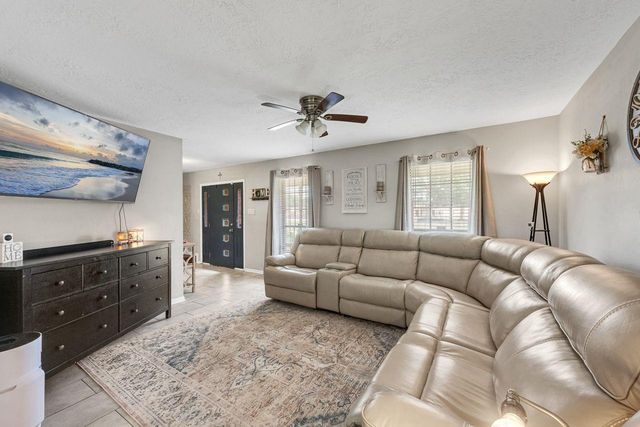 8419 Sunny Ridge Drive, Houston, TX 77095