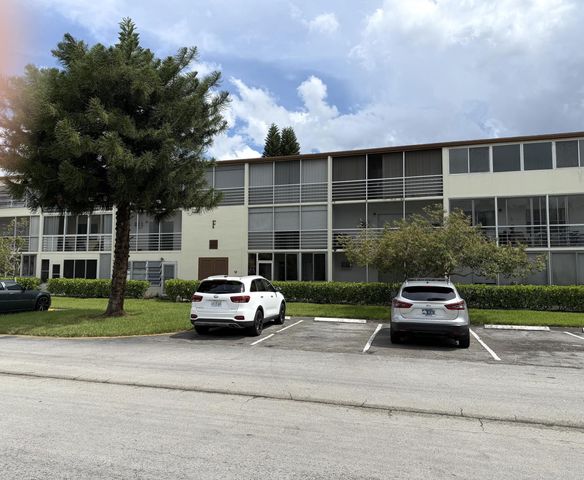 229 Mansfield F, Boca Raton, FL 33434