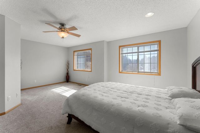 8706 Quarry Ridge Lane D, Woodbury, MN 55125