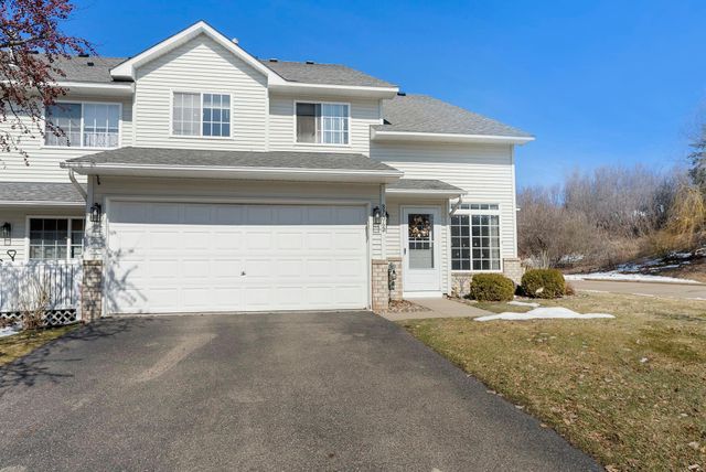 8706 Quarry Ridge Lane D, Woodbury, MN 55125