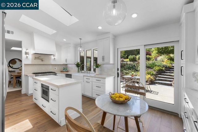 26 Rio Del Ct, Danville, CA 94526