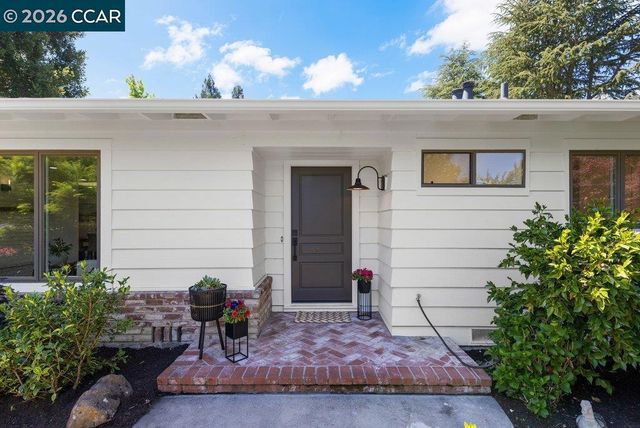 26 Rio Del Ct, Danville, CA 94526