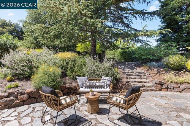 26 Rio Del Ct, Danville, CA 94526