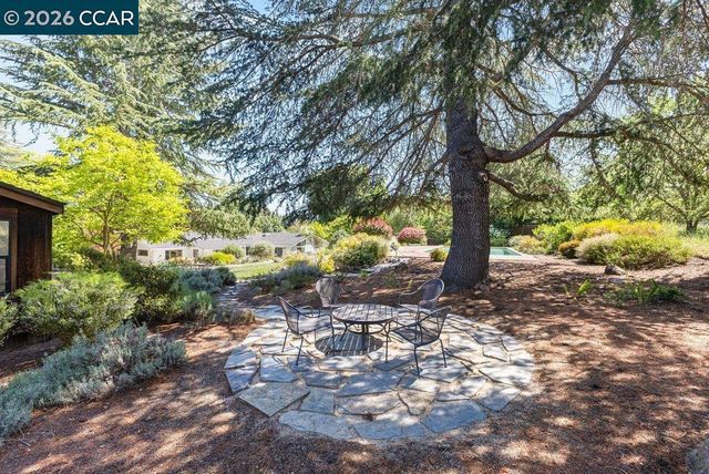 26 Rio Del Ct, Danville, CA 94526