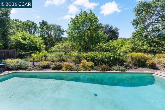 26 Rio Del Ct, Danville, CA 94526