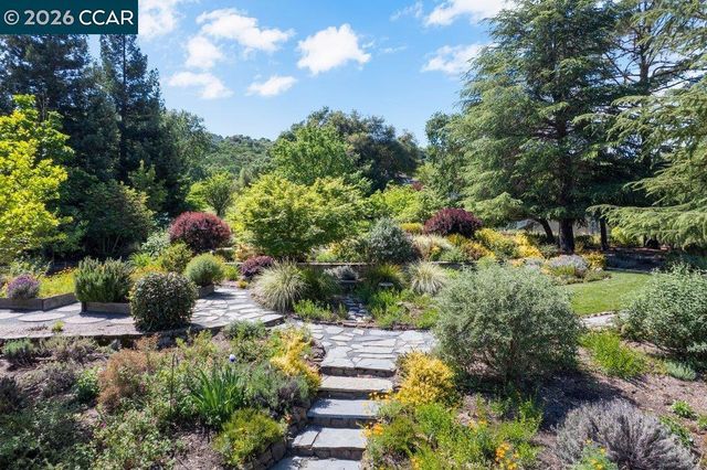 26 Rio Del Ct, Danville, CA 94526