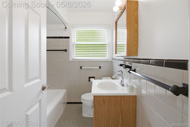 1829 Alard Avenue, Lincoln Park, MI 48146