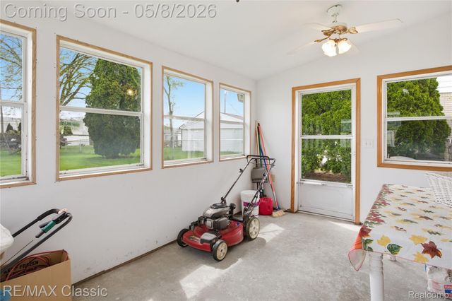 1829 Alard Avenue, Lincoln Park, MI 48146