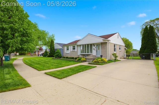 1829 Alard Avenue, Lincoln Park, MI 48146