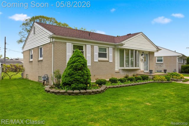 1829 Alard Avenue, Lincoln Park, MI 48146