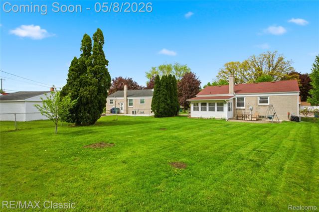 1829 Alard Avenue, Lincoln Park, MI 48146