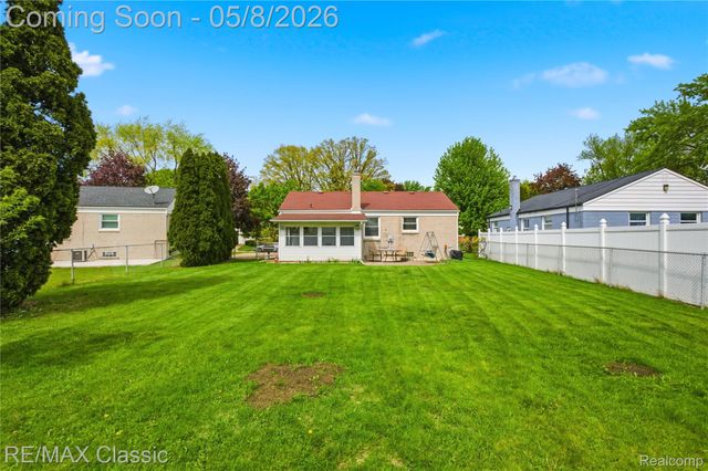 1829 Alard Avenue, Lincoln Park, MI 48146